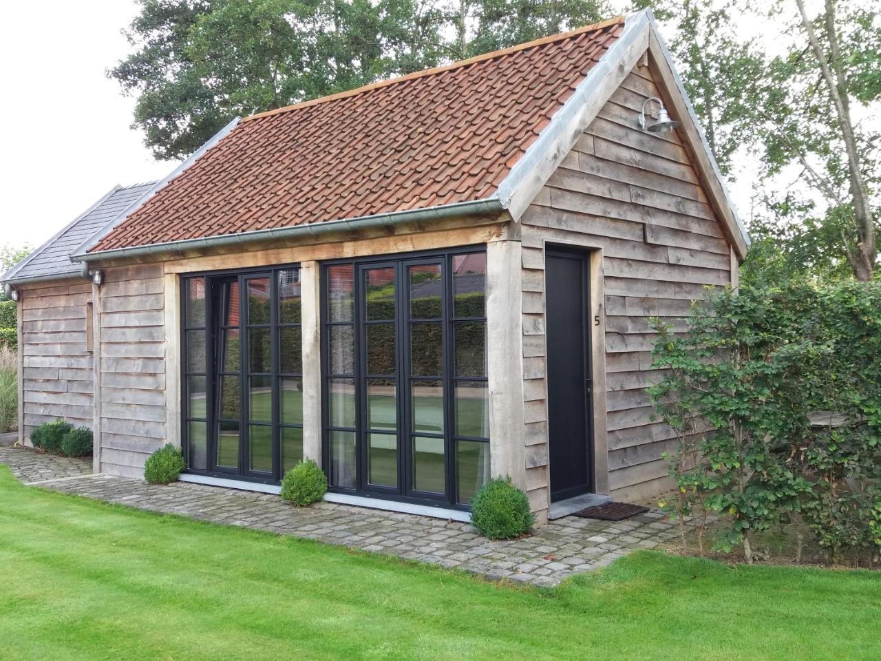B&B Fragaria Hoogstraten Bagian luar foto