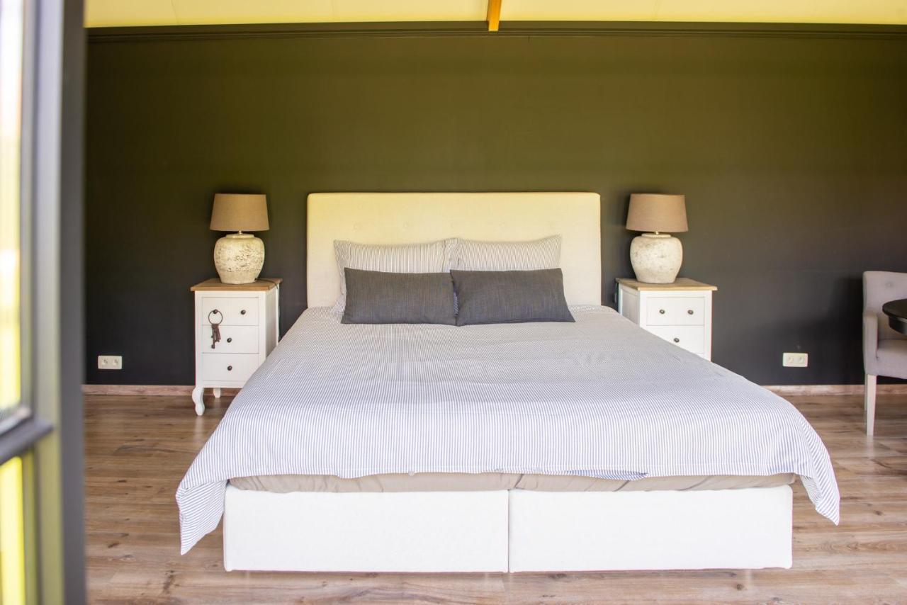 B&B Fragaria Hoogstraten Bagian luar foto