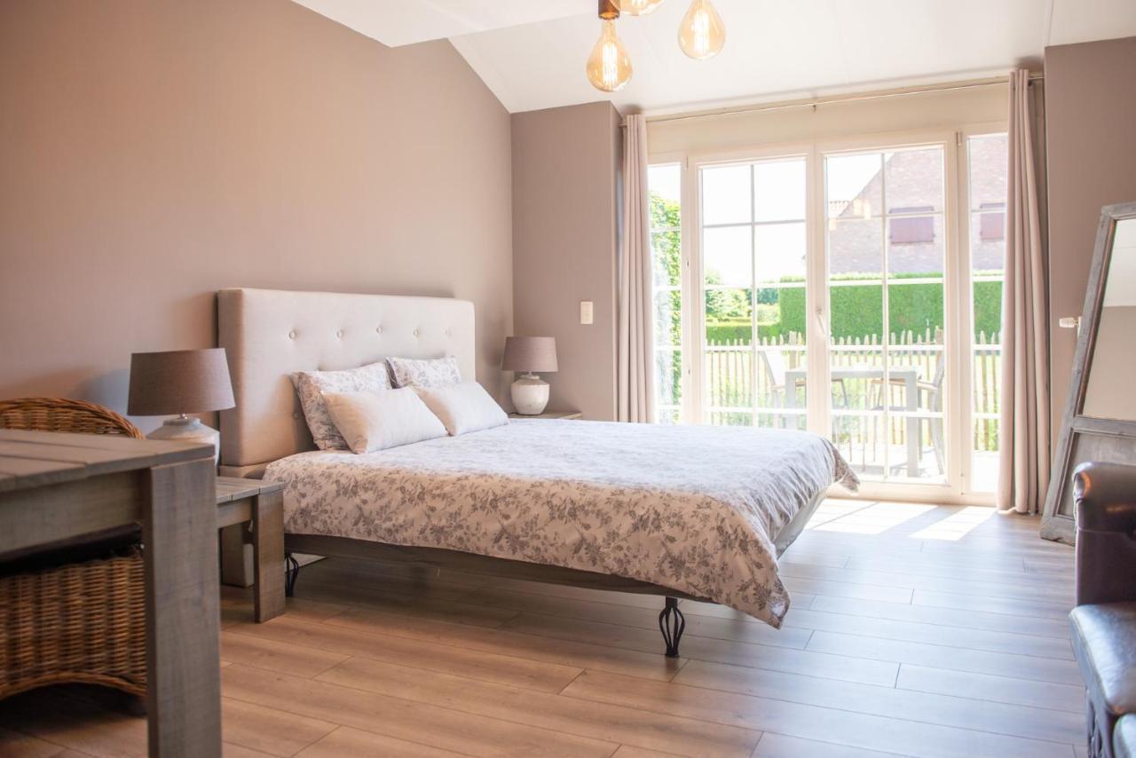 B&B Fragaria Hoogstraten Bagian luar foto