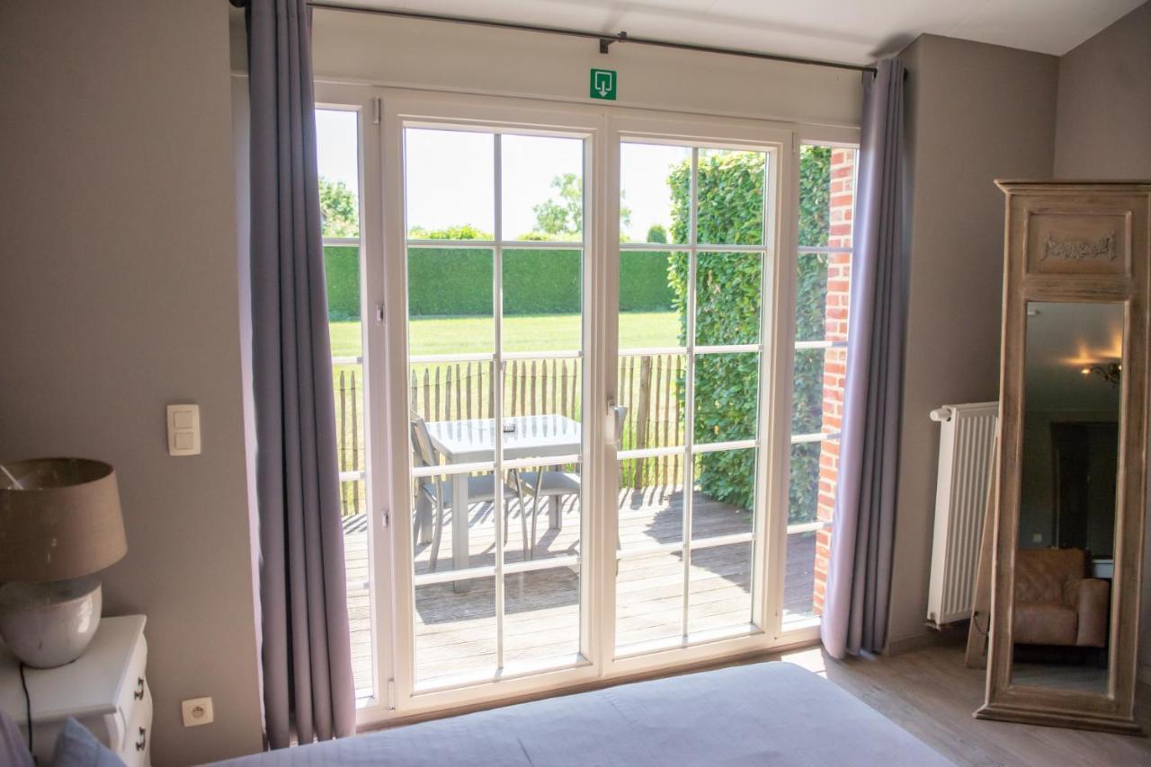 B&B Fragaria Hoogstraten Bagian luar foto