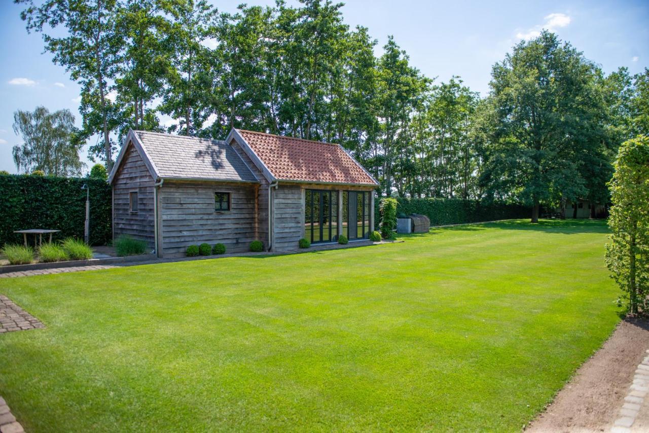 B&B Fragaria Hoogstraten Bagian luar foto